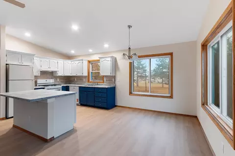920 Hoffman St, Gresham, WI 54128 photo 9