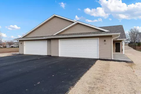 Exterior - 540 River Dr, Berlin, WI 54923 photo 2 of 3