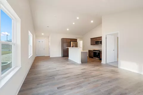Living - 540 River Dr, Berlin, WI 54923 photo 3 of 3