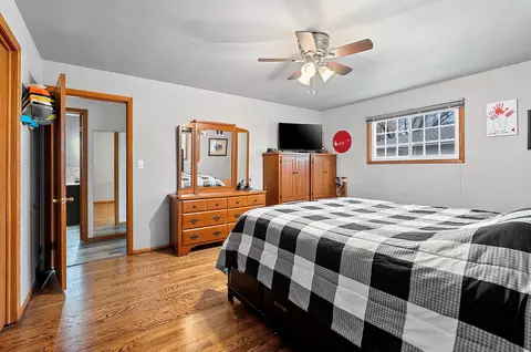 Bedroom - 925 W Lindbergh St, Appleton, WI 54914 photo 1 of 8