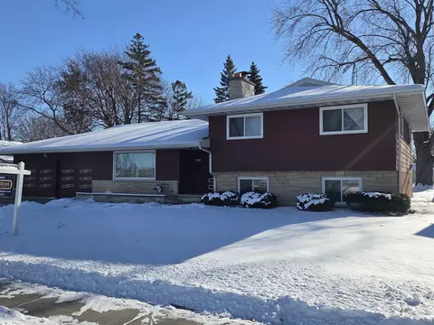 1211 W Kimberly Ave, Kimberly, WI 54136