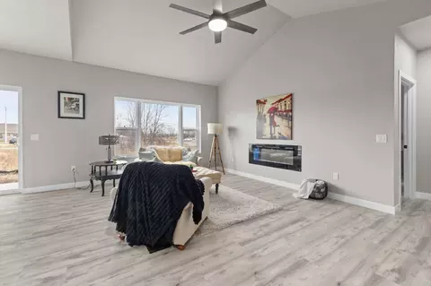 Living - 5358 Pennsylvania Ave, Appleton, WI 54914 photo 1 of 3