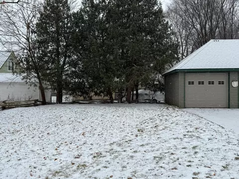 124 E Dall St, Shawano, WI 54166 photo 38