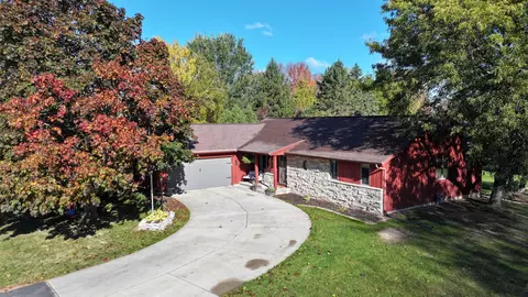 4710 W Sunflower Rd, Appleton, WI 54914