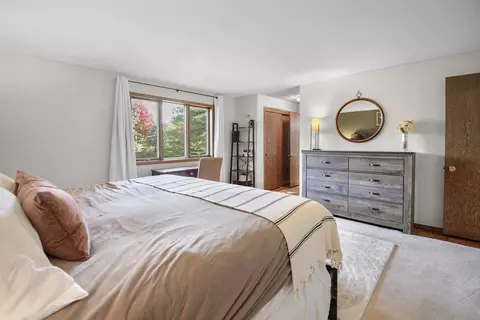 Bedroom - 4710 W Sunflower Rd, Appleton, WI 54914 photo 2 of 9