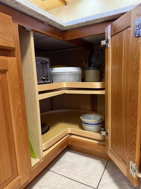 Kitchen - 1106 E Byrd St, Appleton, WI 54911 photo 5 of 7