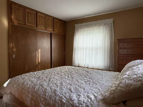 Bedroom - 1106 E Byrd St, Appleton, WI 54911 photo 3 of 6