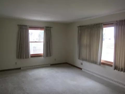 Living - 1106 E Byrd St, Appleton, WI 54911 photo 3 of 3