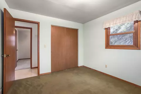 Bedroom - 2109 E College Ave, Appleton, WI 54915 photo 5 of 5