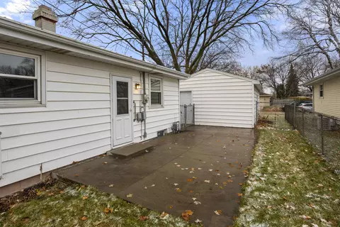 Exterior - 2109 E College Ave, Appleton, WI 54915 photo 2 of 7