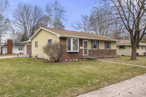 2600 E Wisconsin Ave, Kaukauna, WI 54130