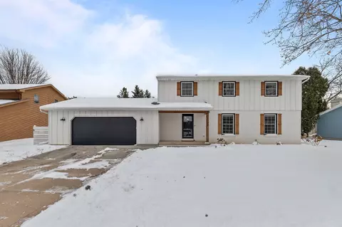 1720 Graber St, Oshkosh, WI 54901