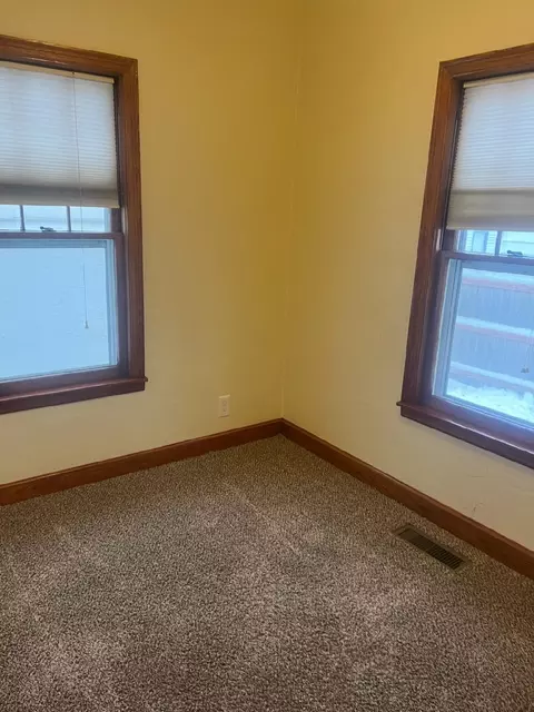 Bedroom - 2401 S Jackson St, Appleton, WI 54915 photo 3 of 4