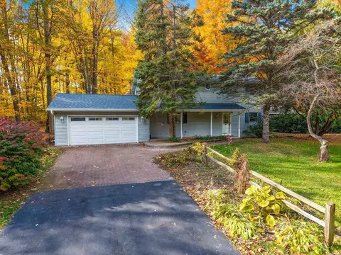 3683 Austrian Ln, Green Bay, WI 54313