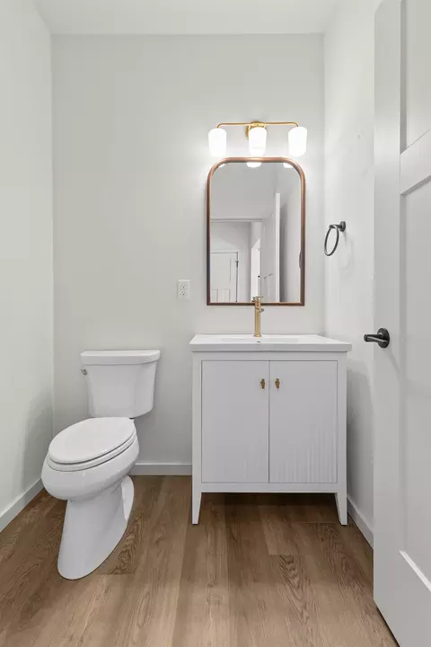 Bath - 3621 E Gladiolus Pl, Appleton, WI 54913 photo 1 of 5