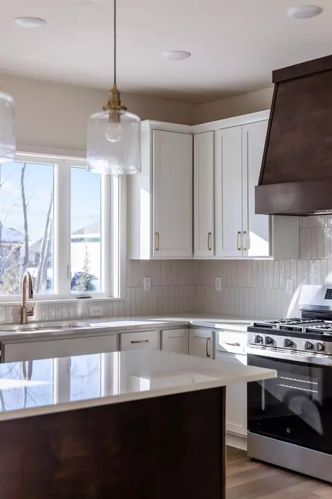 Kitchen - 3621 E Gladiolus Pl, Appleton, WI 54913 photo 5 of 5