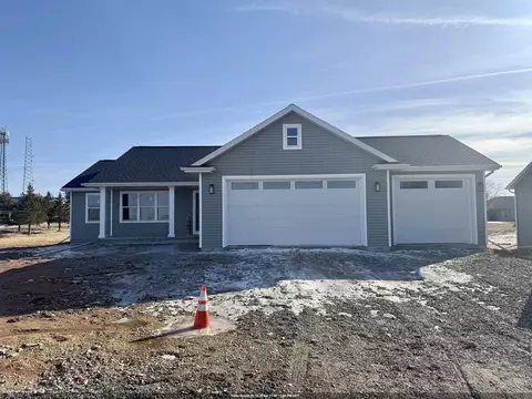 1480 Birch Hill Ln, Shawano, WI 54166