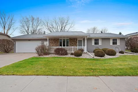 1901 Roosevelt St, Little Chute, WI 54140