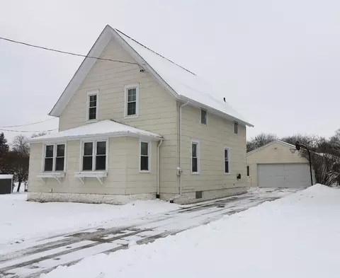 1401 Green Bay Rd, Kaukauna, WI 54130