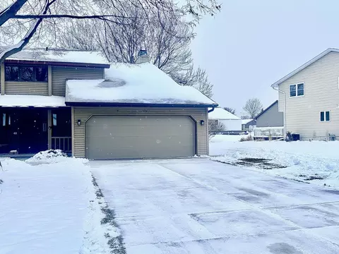 2404 Cedar Ridge Ct UNIT D, Green Bay, WI 54313
