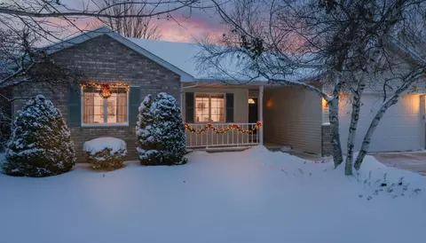 w6063 Strawflower Drive, Appleton, WI 54915 photo 3