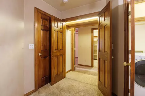 Entry Way - n7879 County Road U, Oneida, WI 54155 photo 3 of 7