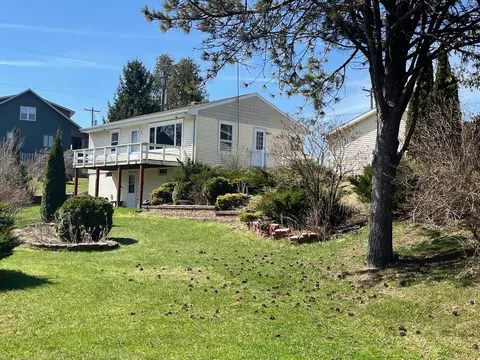 n6038 County Road D, Kewaunee, WI 54216