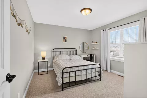 Bedroom - 4620 N Lightning Dr, Appleton, WI 54913 photo 6 of 7