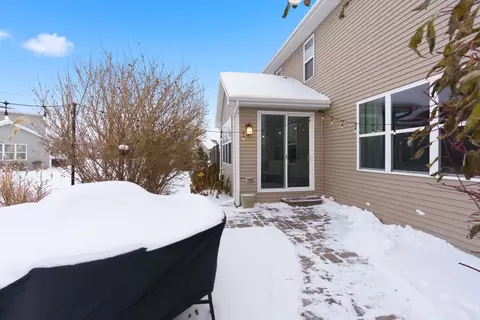 Exterior - 4620 N Lightning Dr, Appleton, WI 54913 photo 9 of 11