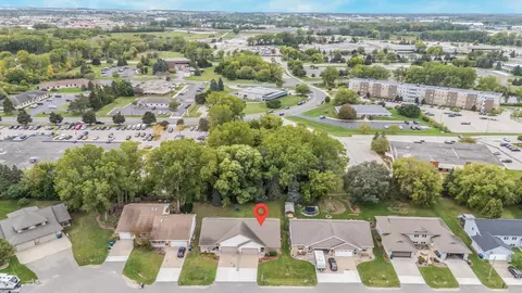View/Area - 2117 Cloudview Ct, Appleton, WI 54914 photo 1 of 5