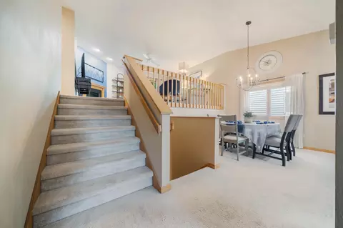 Entry Way - 2117 Cloudview Ct, Appleton, WI 54914 photo 1 of 3