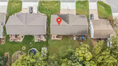 View/Area - 2117 Cloudview Ct, Appleton, WI 54914 photo 4 of 5