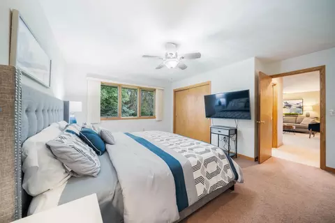 Bedroom - 2117 Cloudview Ct, Appleton, WI 54914 photo 1 of 10