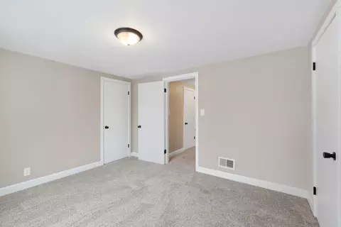 Bedroom - 620 N Douglas St, Appleton, WI 54914 photo 10 of 12