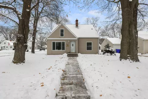 620 N Douglas St, Appleton, WI 54914