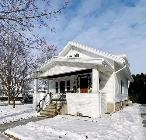 153 15th St, Fond Du Lac, WI 54935