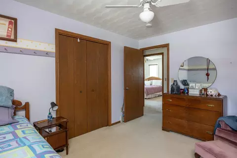 Bedroom - 3200 S Huckleberry Ln, Appleton, WI 54915 photo 6 of 7