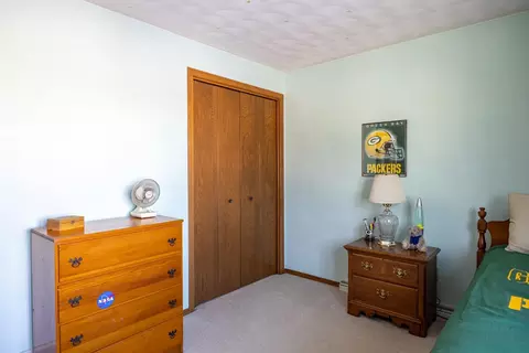 Bedroom - 3200 S Huckleberry Ln, Appleton, WI 54915 photo 4 of 7