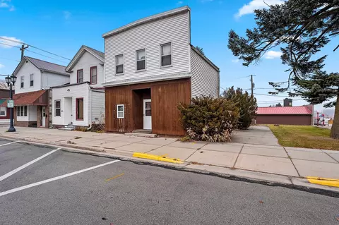 319 Harrison St, Kewaunee, WI 54216