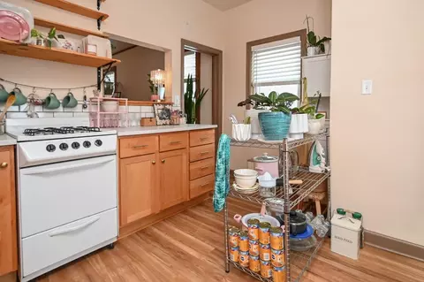 Kitchen - 1003 N Appleton St, Appleton, WI 54911 photo 4 of 14