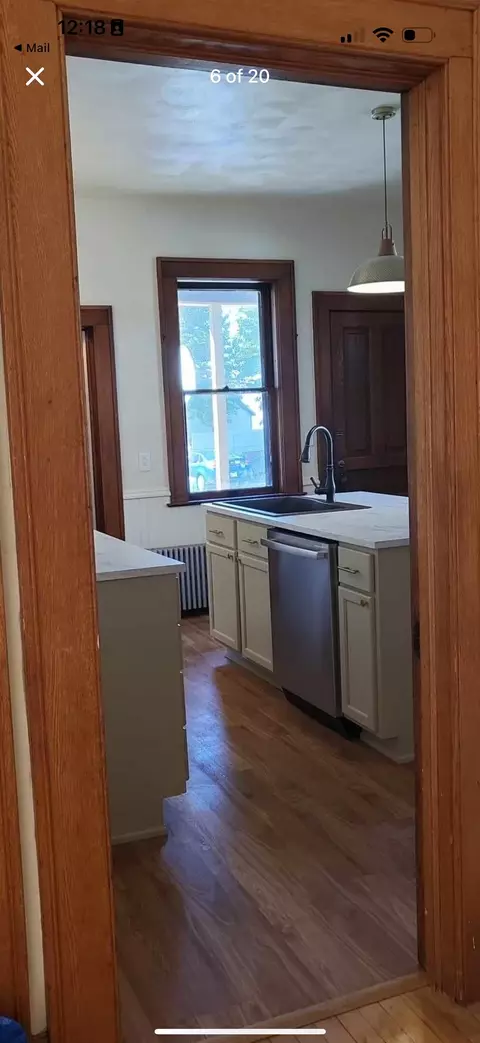 Kitchen - 1003 N Appleton St, Appleton, WI 54911 photo 9 of 14