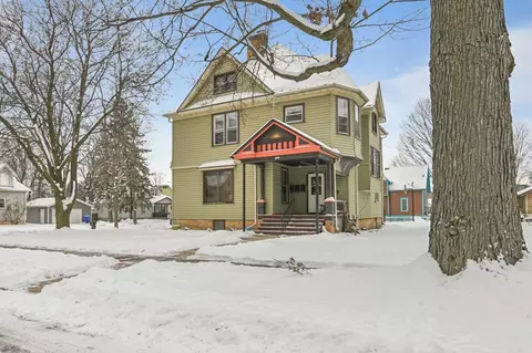Exterior - 1003 N Appleton St, Appleton, WI 54911 photo 2 of 6