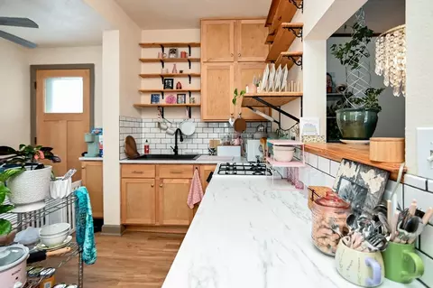 Kitchen - 1003 N Appleton St, Appleton, WI 54911 photo 2 of 14