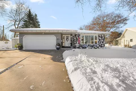 1615 W 6th Ave, Oshkosh, WI 54902