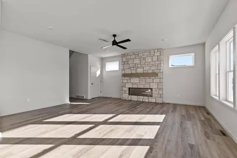 Living - 3755 E Gladiolus Pl, Appleton, WI 54913 photo 2 of 3