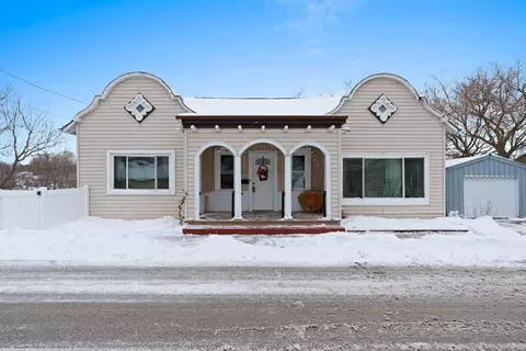 Exterior - 245 Buchanan St, Algoma, WI 54201 photo 7 of 9