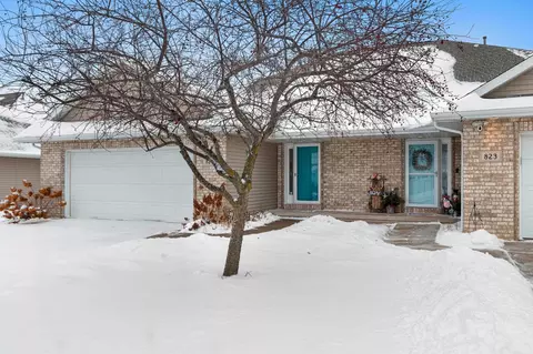 821 Killarny Trl, De Pere, WI 54115
