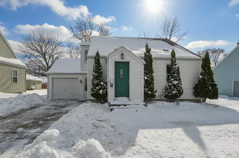 1715 W Wisconsin Ave, Appleton, WI 54911 photo 2