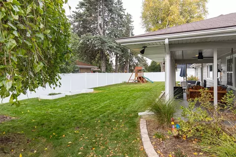 Exterior - 1717 S Connell St, Appleton, WI 54914 photo 8 of 12
