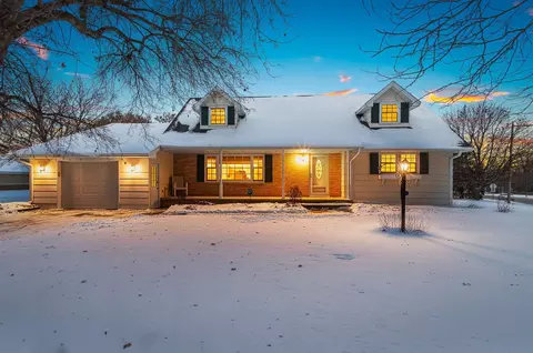793 Fredrick Ct, Green Bay, WI 54313